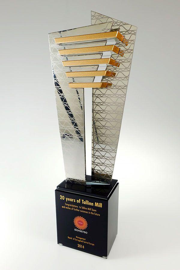 Glass award -  GLA1546